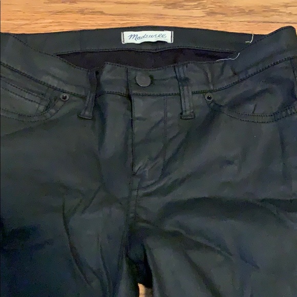 Mid-Rise Wax Black Madewell Jeans - Picture 2 of 4